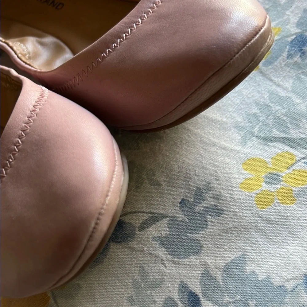 Lucky Brand Women's Pink Ballet Flats - Picture 6 of 8